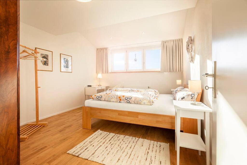 Einfach Schoene Ferienwohnung Backnang Esterno foto